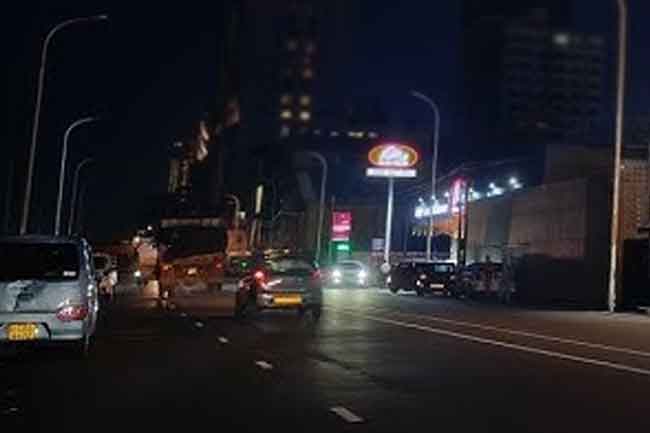 1764987290-bambalapitiya-l