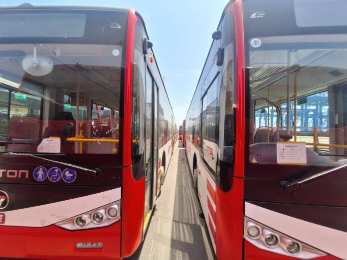 metro bus