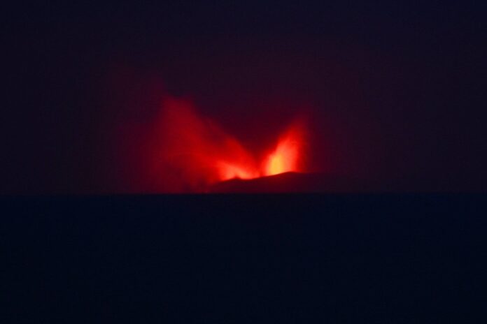 Anak Krakatau