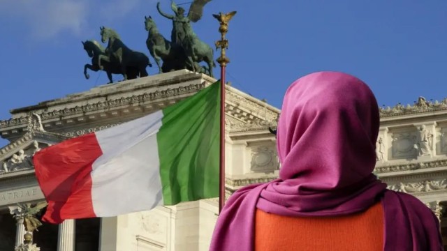 Italy _Burka